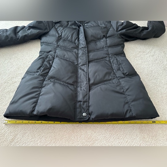 Marc New York, Andrew Marc - Women's Black Mid-Length Puffer Coat (L) - Picture 13 of 16